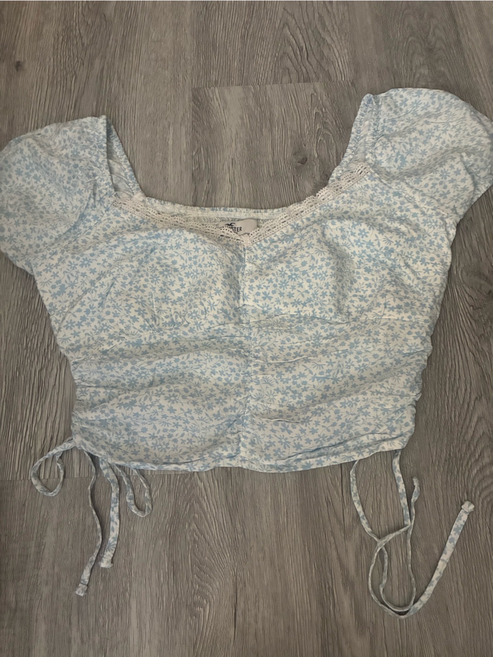 Hollister White and Light Blue Floral Crop Top